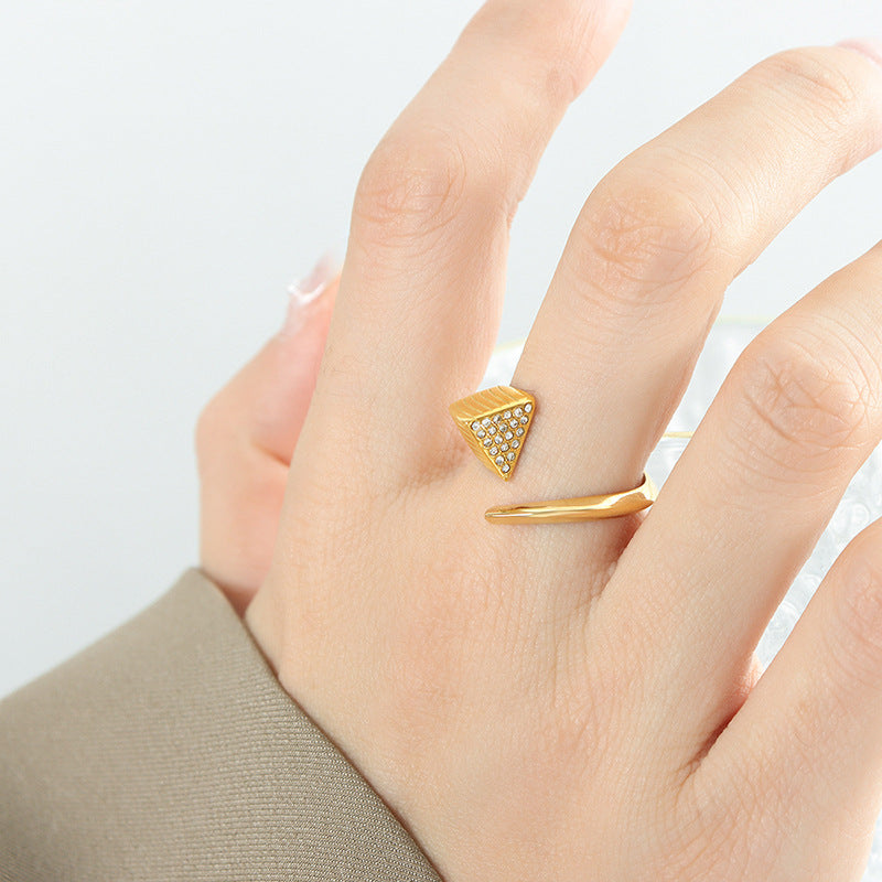 Nina Geometric Zirconia Ring