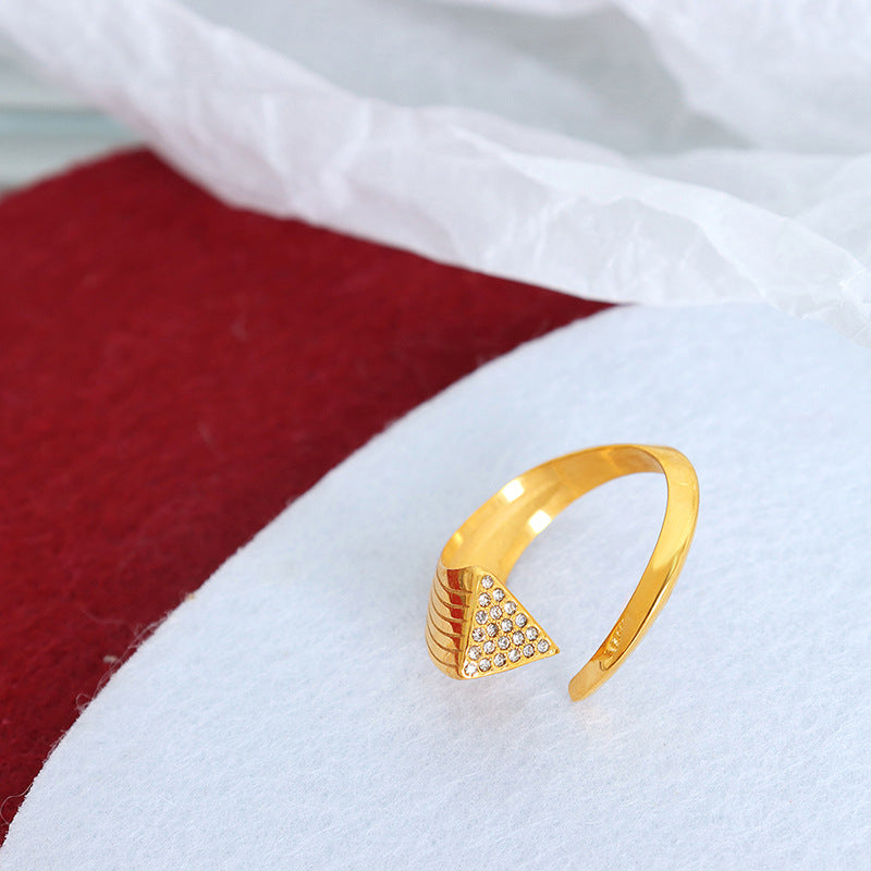 Nina Geometric Zirconia Ring